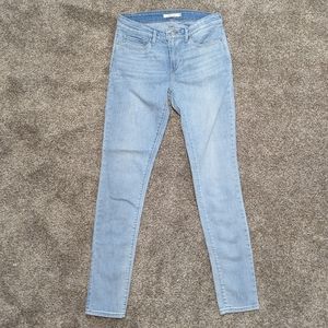 Light Wash Levi Jeans | 711 Skinny Size 28
